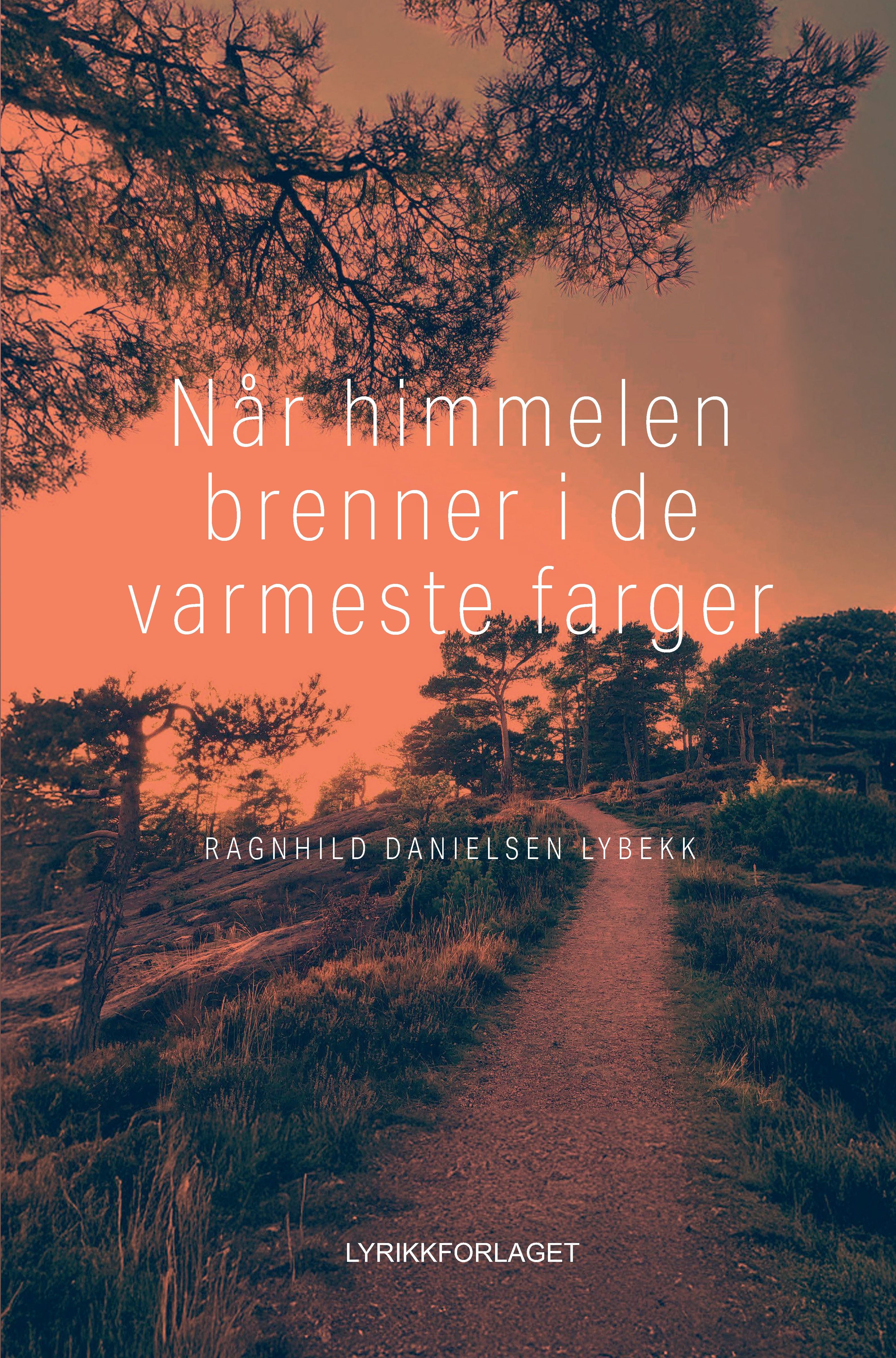 Når himmelen brenner i de varmeste farge